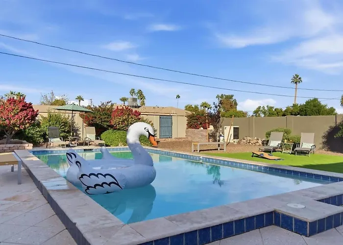 Valley & Vine - Sparkling Pool & Bbq - In Old Town Vakantiehuis *